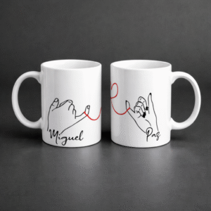 taza blanca romántica con link spotify y nombres